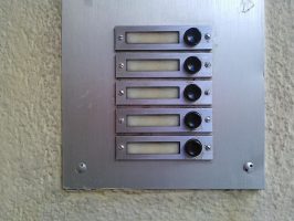 ring-the-bell-1077880_640